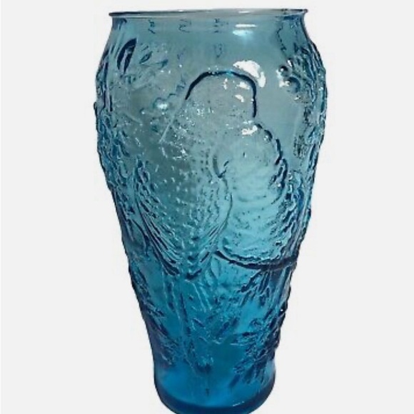 Vintage: Indiana Glass Tiara Exclusives Parrot and Floral 9 Inch Vase Aqua Blue - Picture 4 of 10